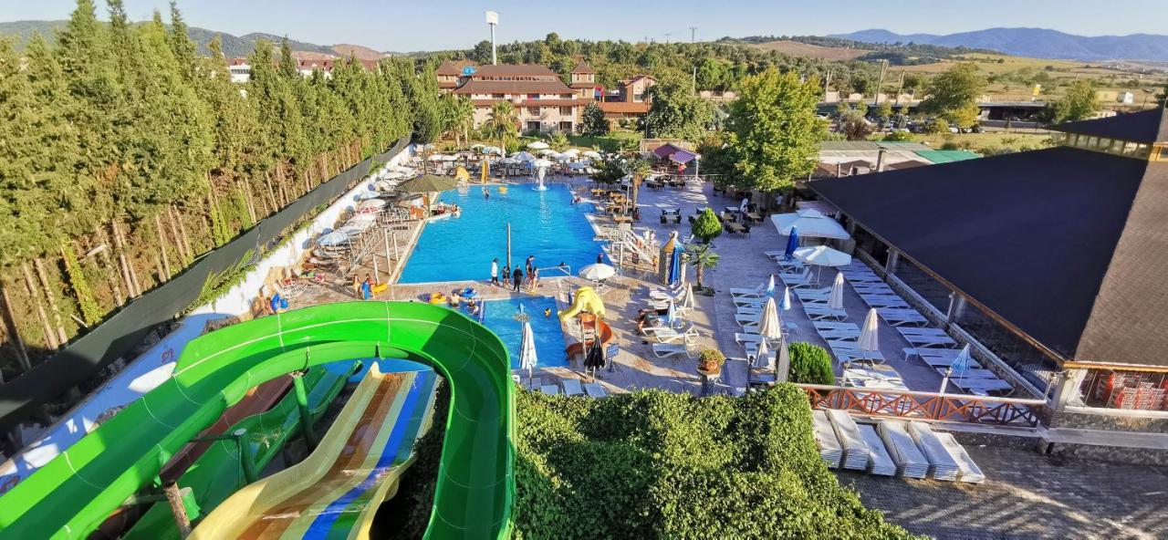 Mertur Hotel Çiftlikköy 외부 사진